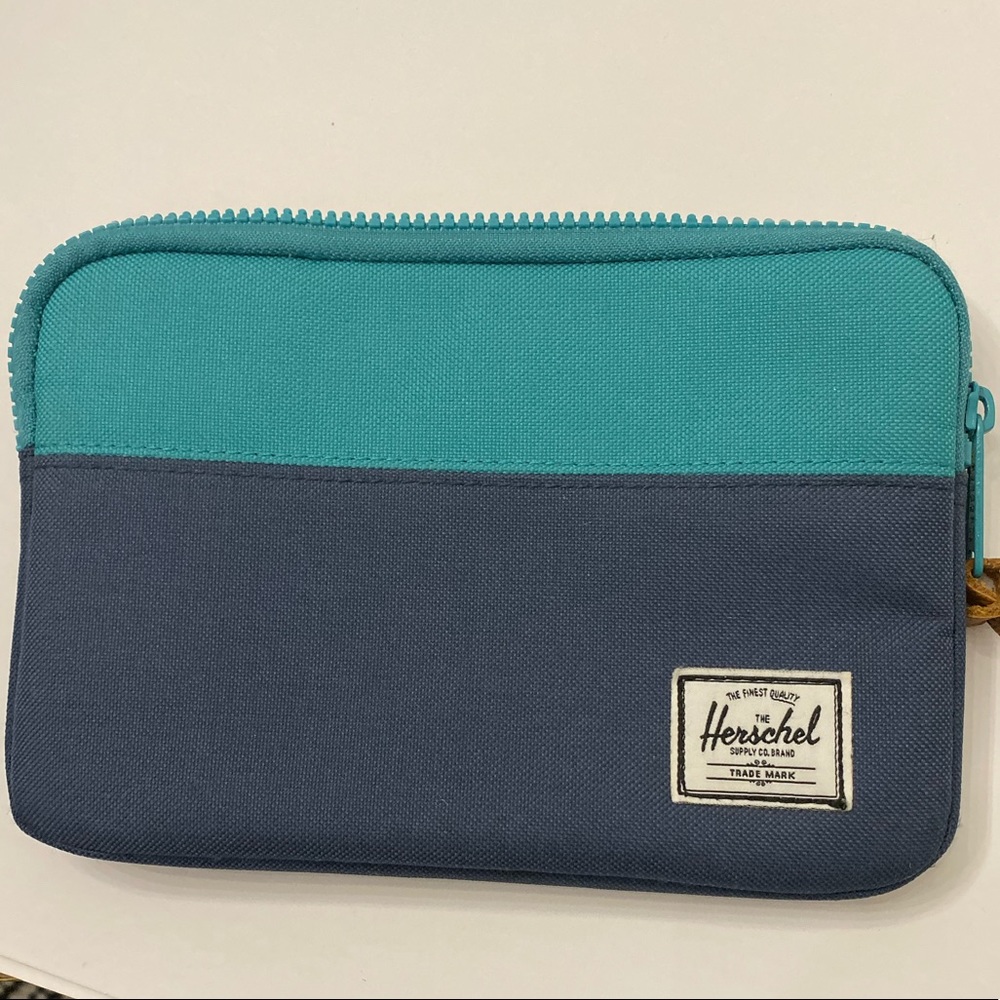 Herschel iPad mini case